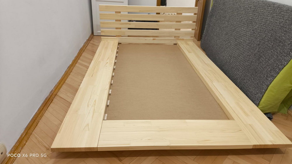 Кровать - татами из массива дерева Vita Mia Dansen (Дансэн); 90x200 см. Сосна бесцветный лак