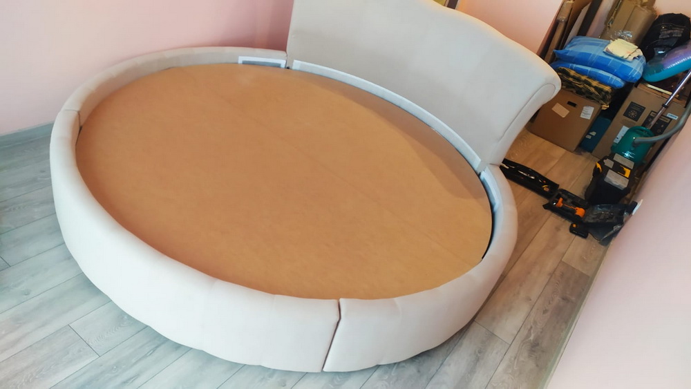 Круглая кровать с ящиком Vita Mia Орлеан, Размер: D210см, ткань Velutto 04