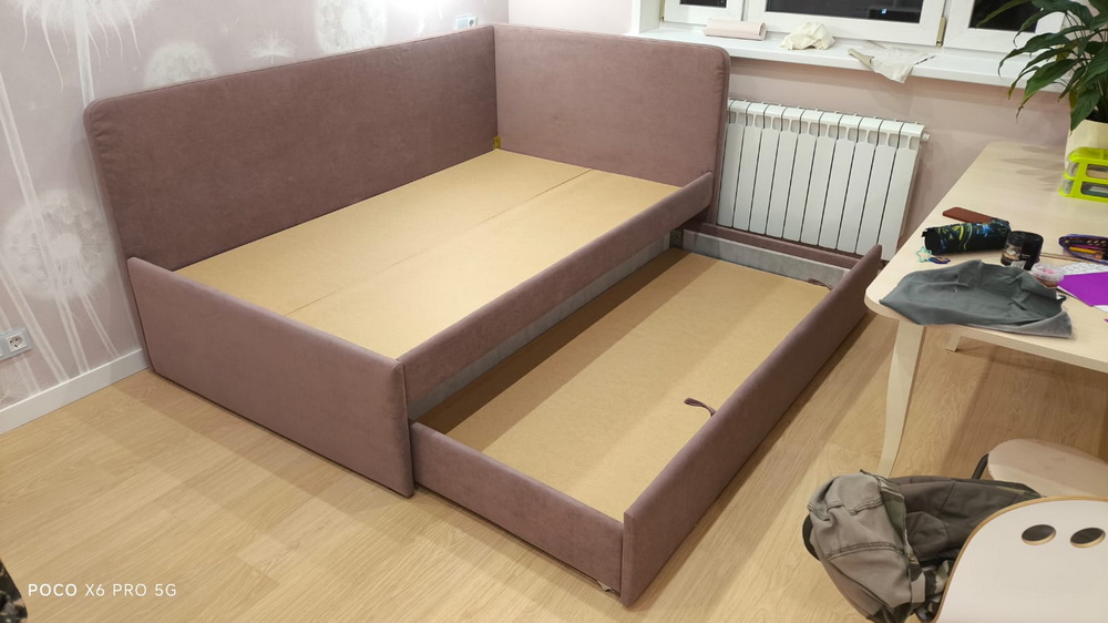 Кровать Vita Mia Каролина 120х200 со скругленными углами. Доп место 90х190, велюр Formula 392