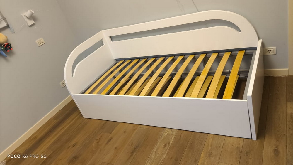 Кровать Vita Mia Edera (Эдера); 90x200 см.Раскладной механизм Дельфин. Белая эмаль