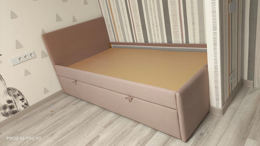 Кровать Лино с выкатным спальным местом 100х190/90х180 в велюре Velutto 37