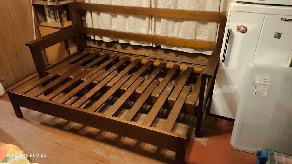 Кровать раздвижная VitaMia Mare (Маре) 80х190. Цвет донской орех. Кровать раздвижная VitaMia Mare (Маре) 80х190. Цвет донской орех.