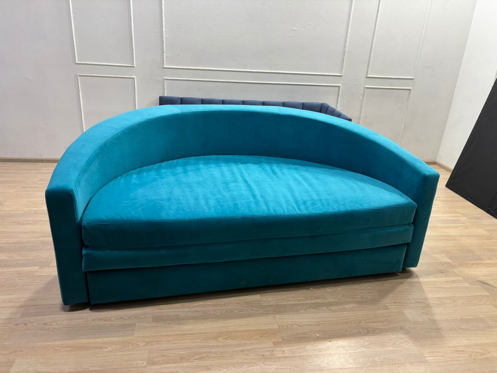 Круглая кровать-диван СлипАрт Слип, Цвет Велюр Teddy 133