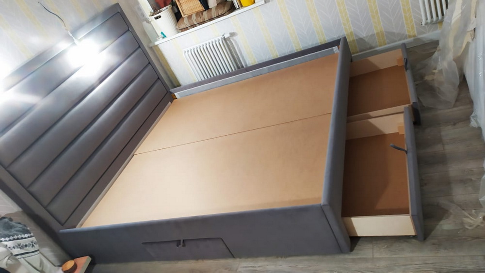 Кровать Vita Mia Сомерсет с выкатными ящиками; 200x200 см. Ткань Прима Грэй